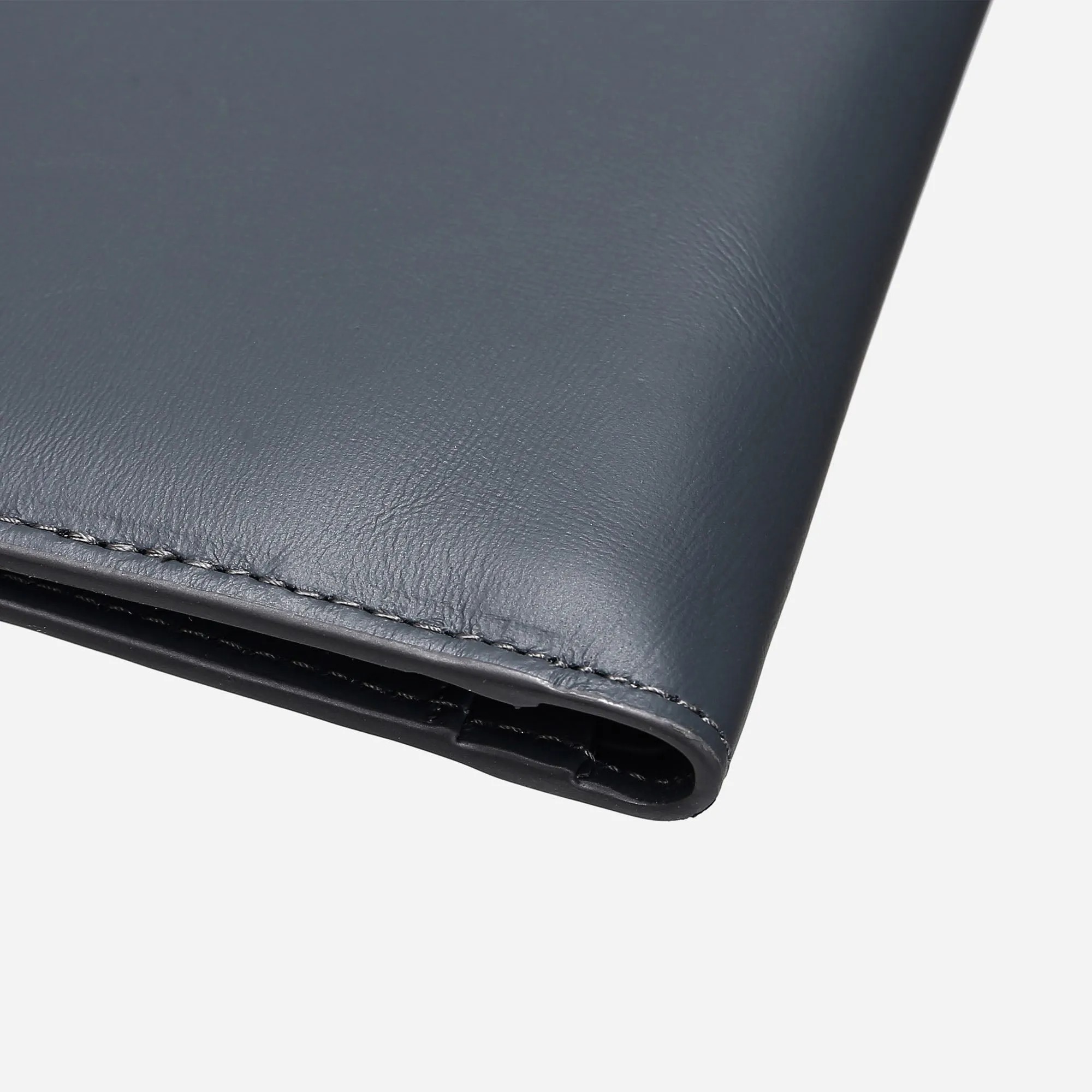 Bi-fold Wallet with Coin Compartment