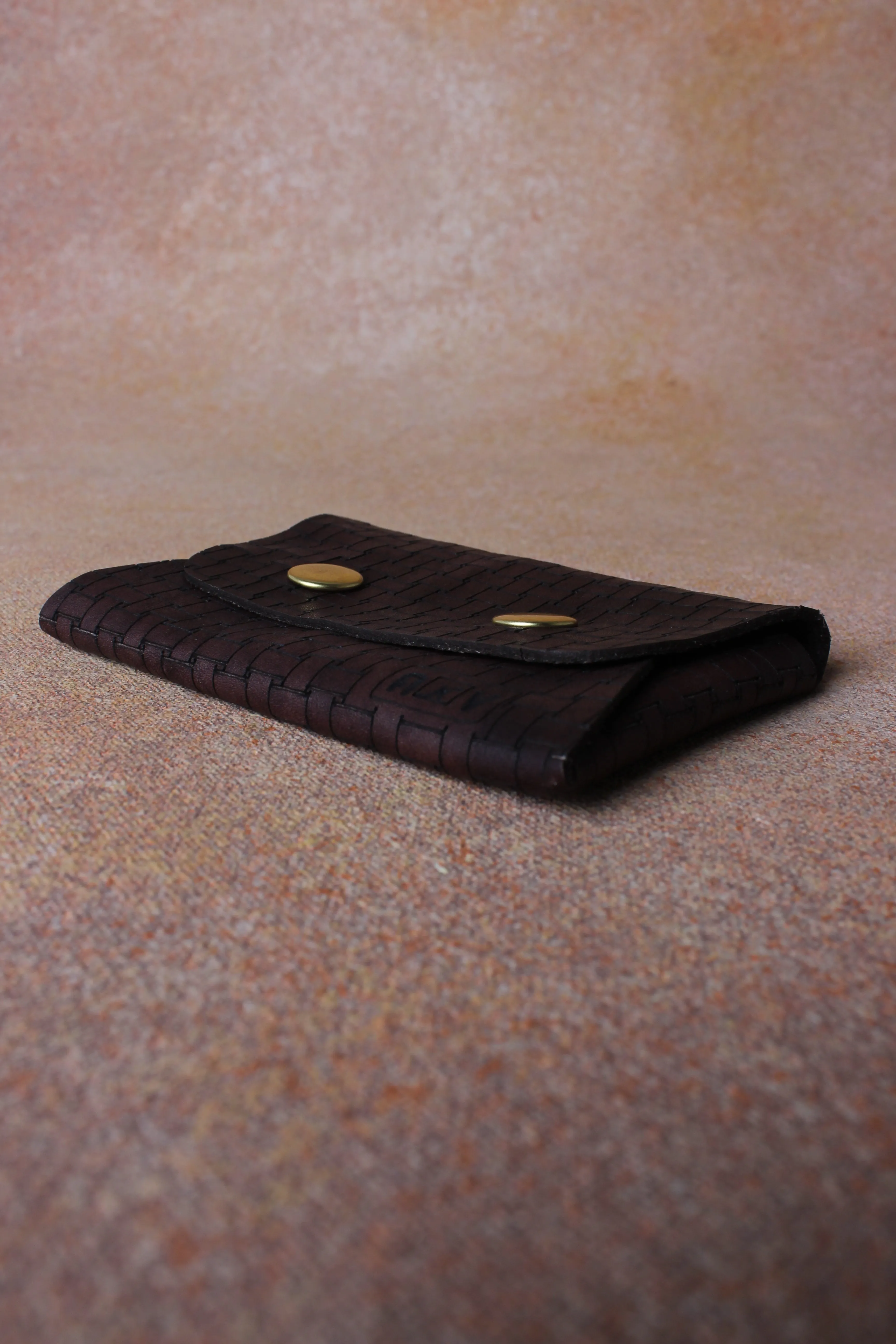 Geometric Elegance: Laser-Printed Leather Card Pouch