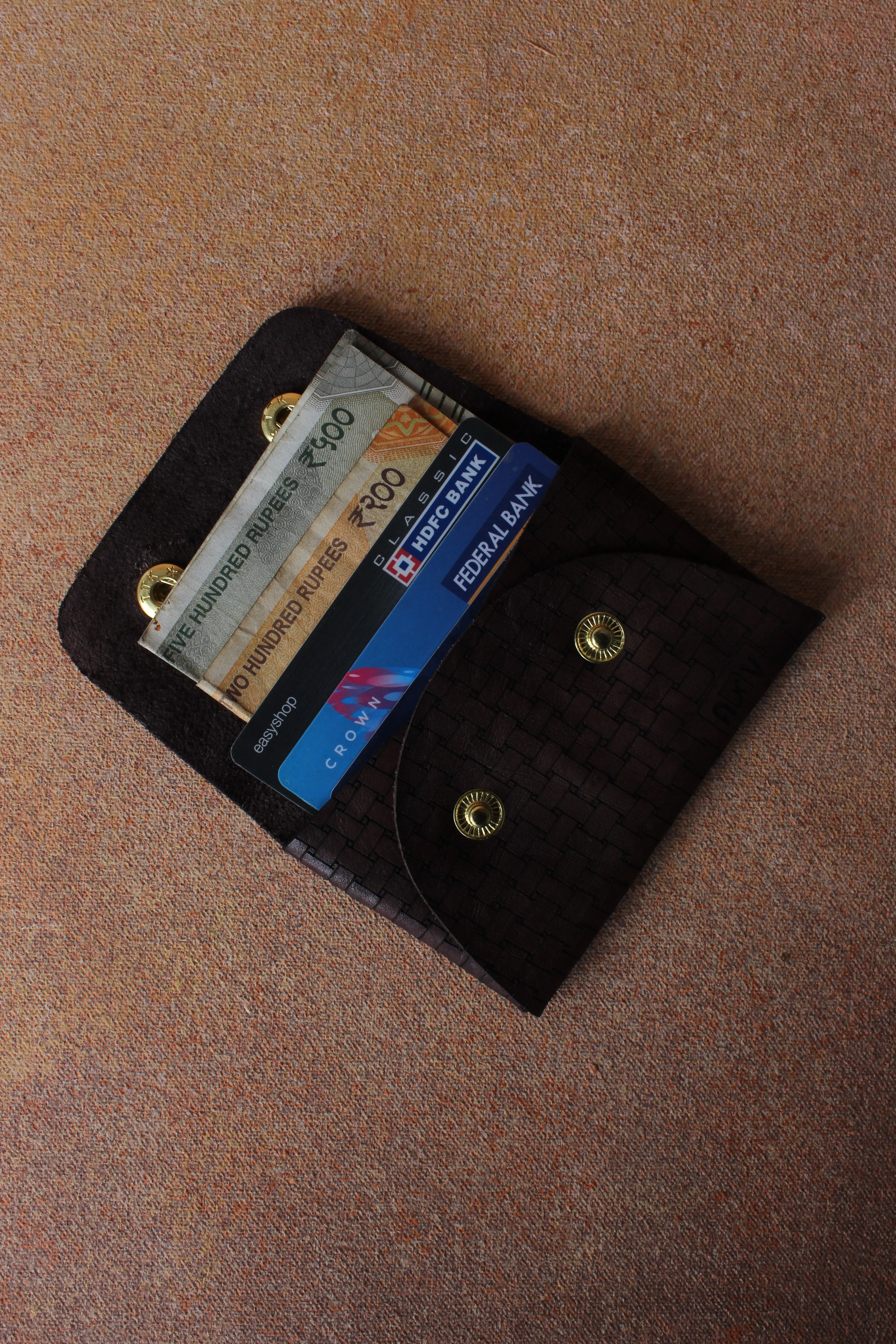 Geometric Elegance: Laser-Printed Leather Card Pouch