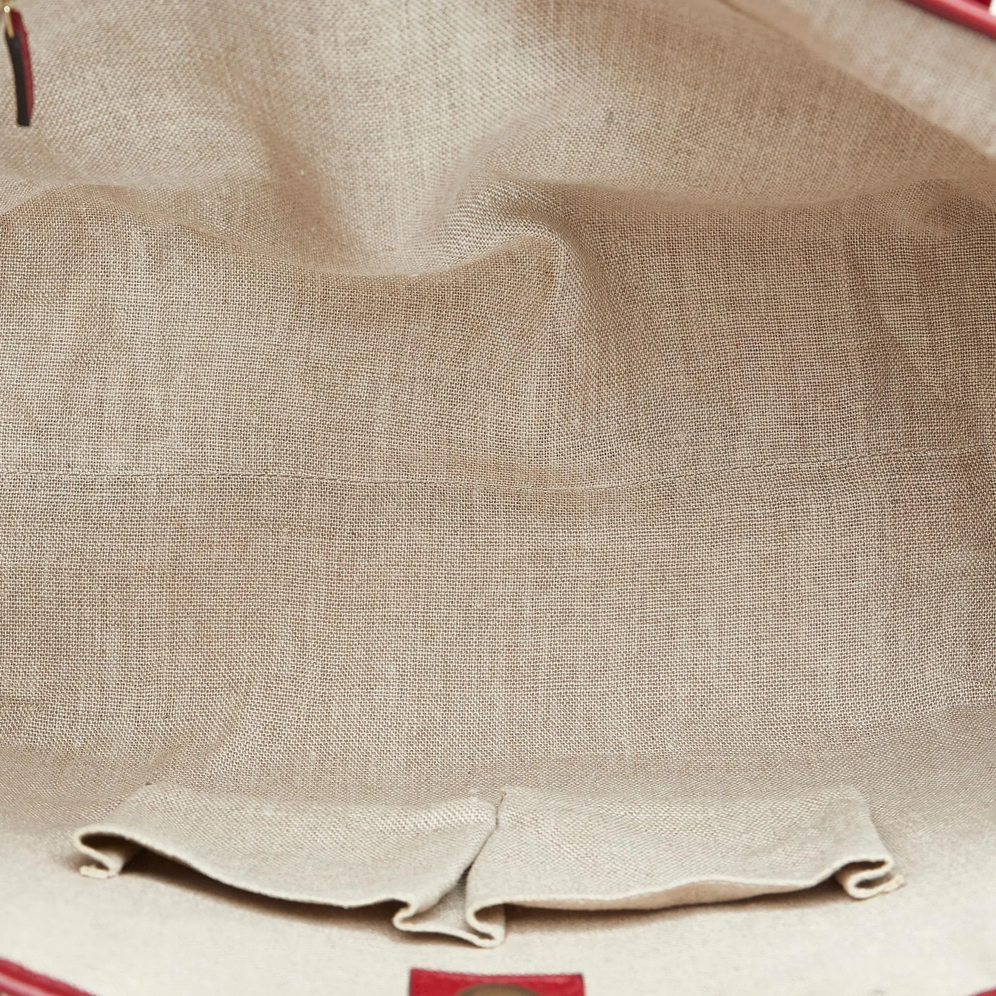 Gucci Microguccissima Joy Tote Bag (SHG-wWpHoK)