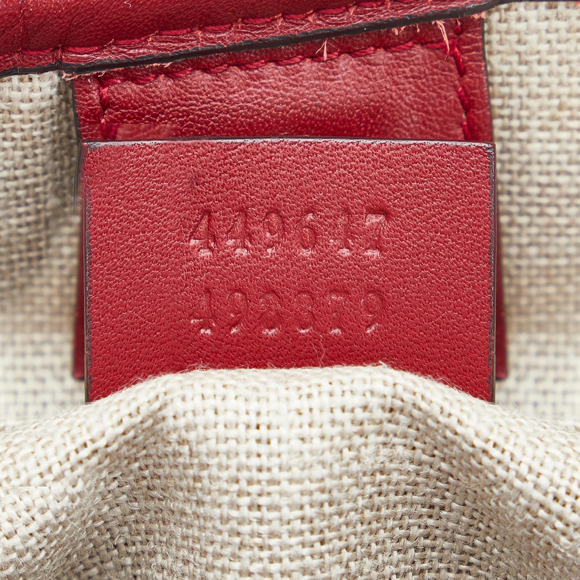 Gucci Microguccissima Joy Tote Bag (SHG-wWpHoK)