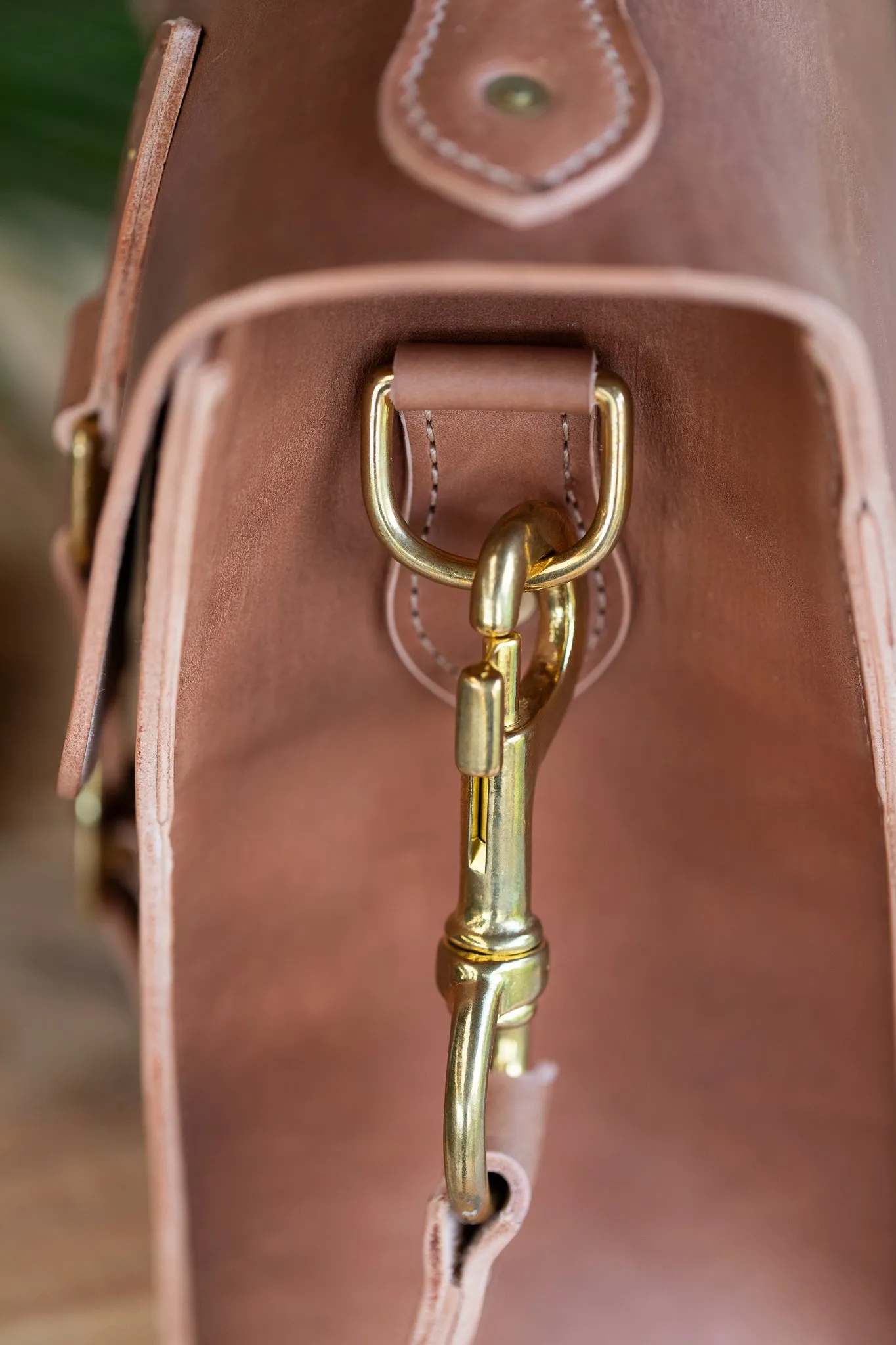 LEATHER BRIEFCASE