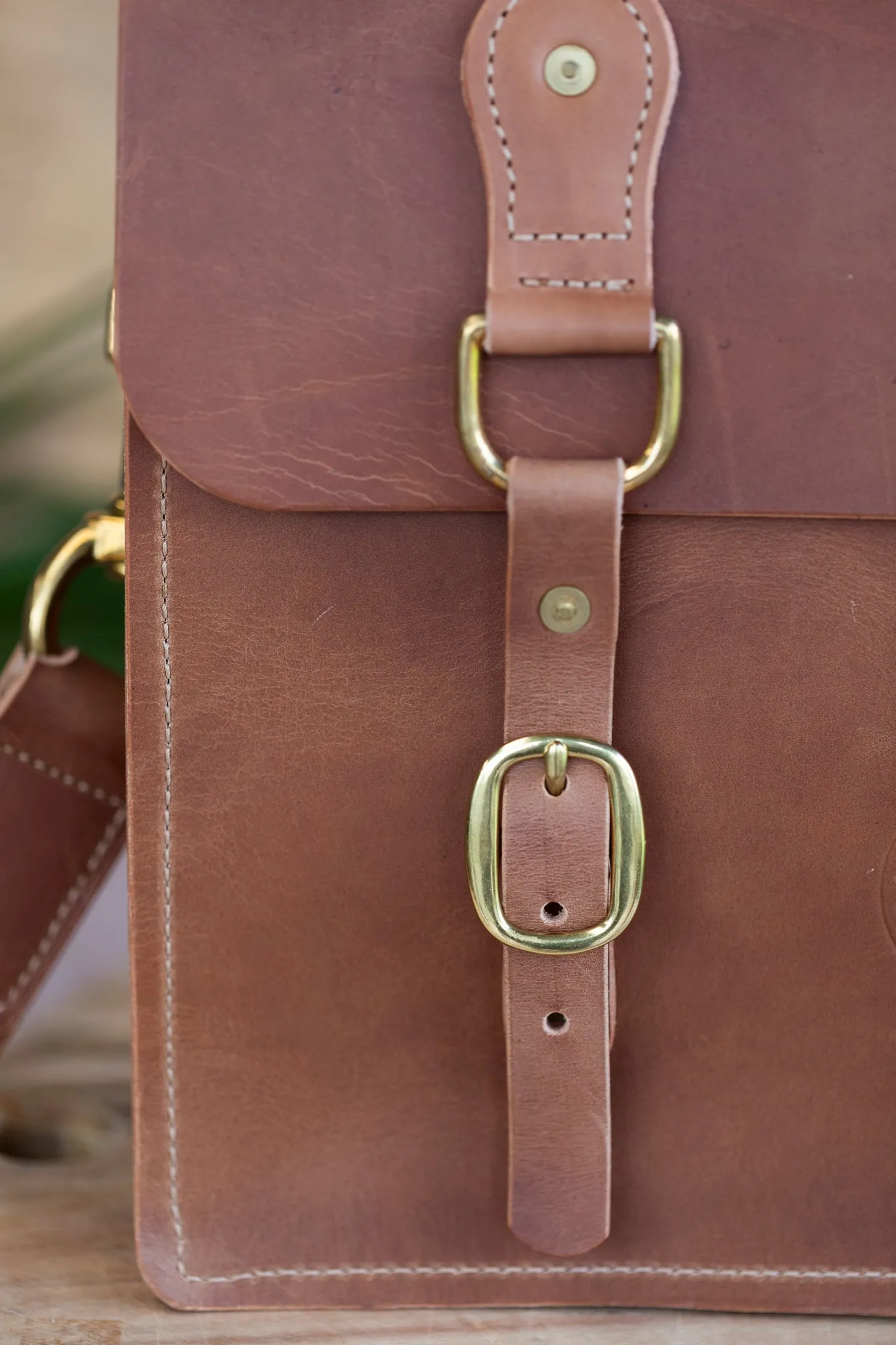LEATHER BRIEFCASE