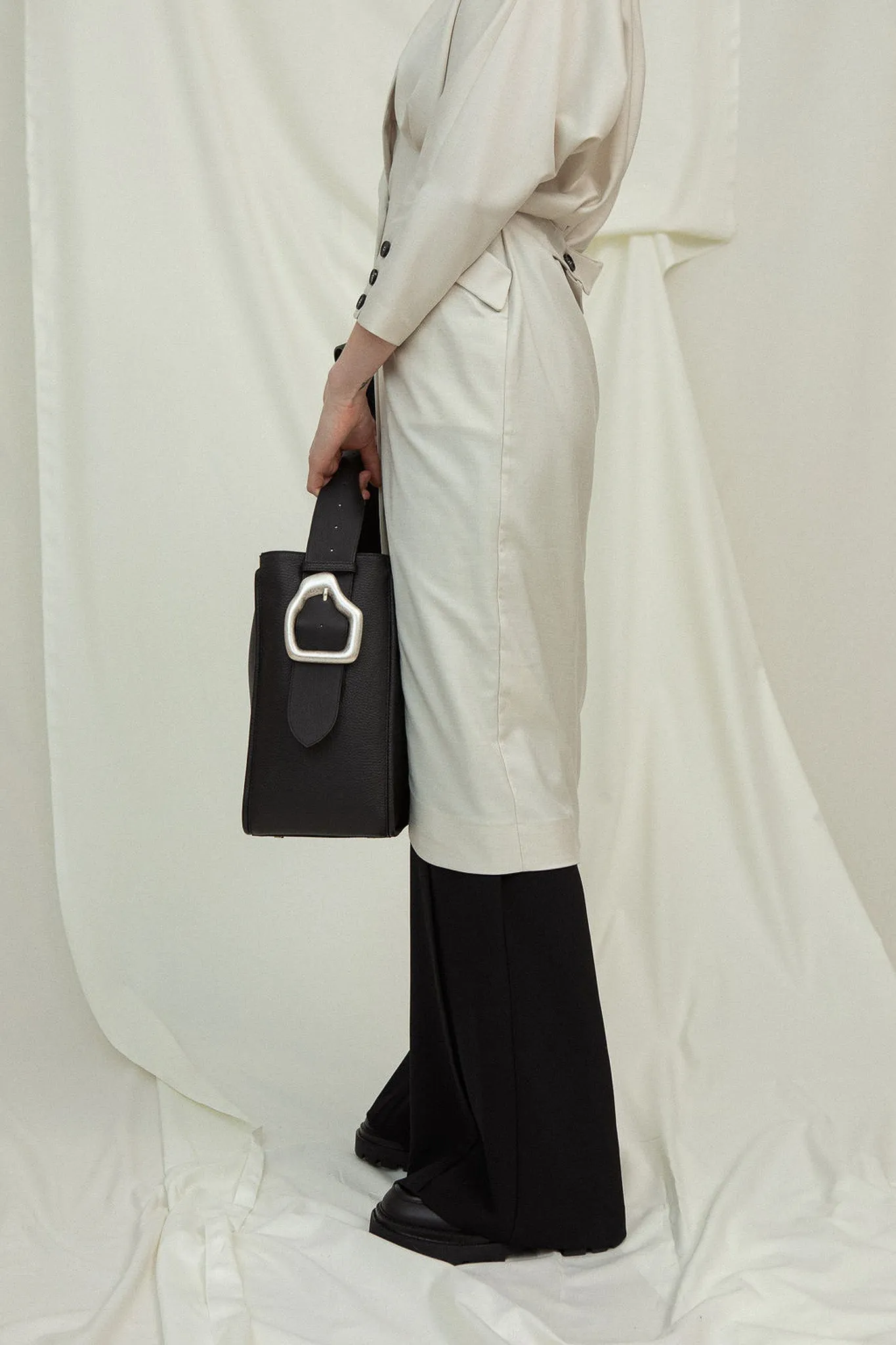MASAGO Ebony Suede Tote bag